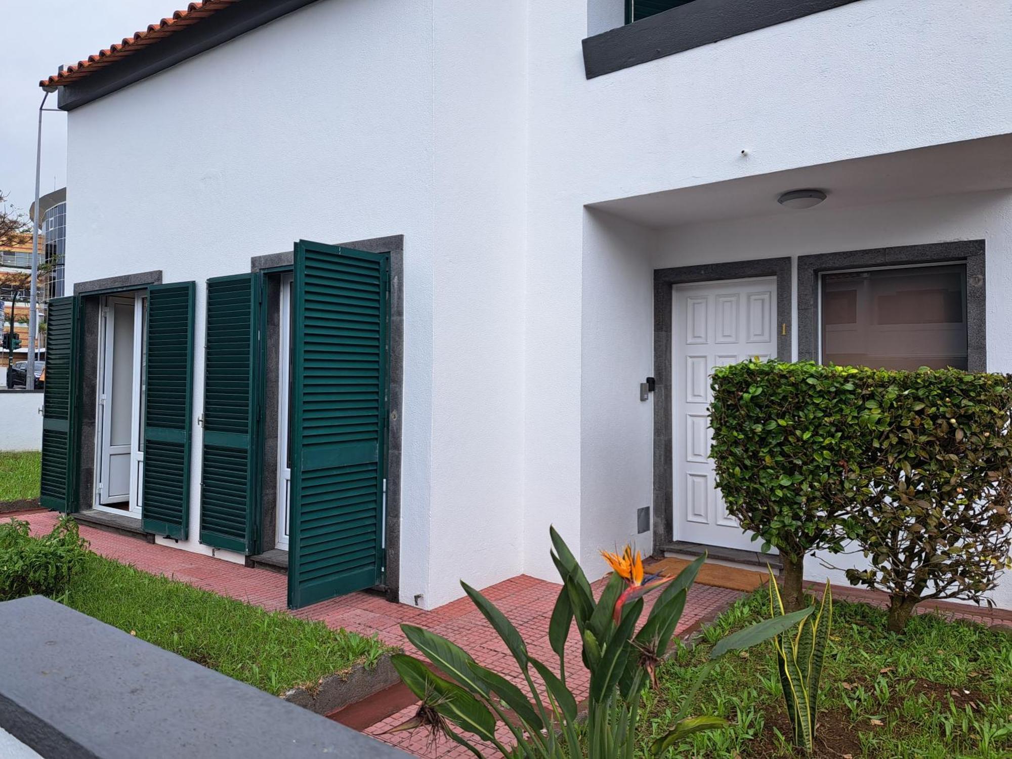 Wild Blue By Svl Apartment Ponta Delgada  Ngoại thất bức ảnh